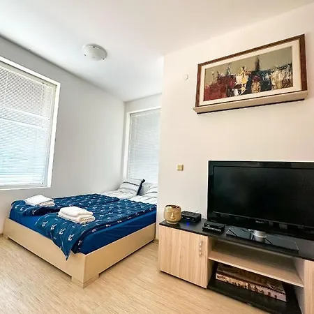 Sunshine Romance Apartment Kranevo